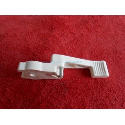 LEVIER POMPE ENFILAGE SURJETEUSE BABYLOCK