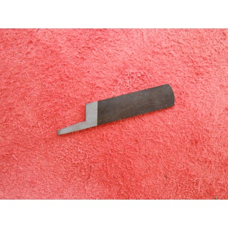 couteau supèrieur surjeteuse Babylock 